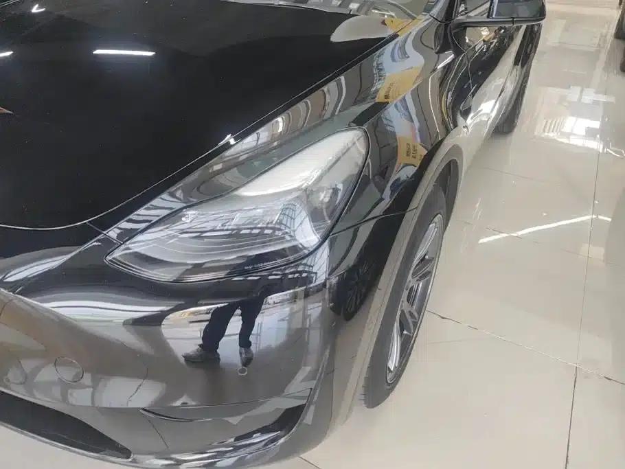 Model Y 2023 Rear-Wheel Drive — миниатюра 5