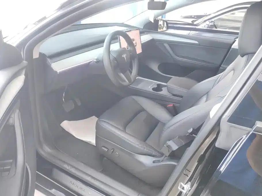 Model Y 2023 Rear-Wheel Drive — миниатюра 9