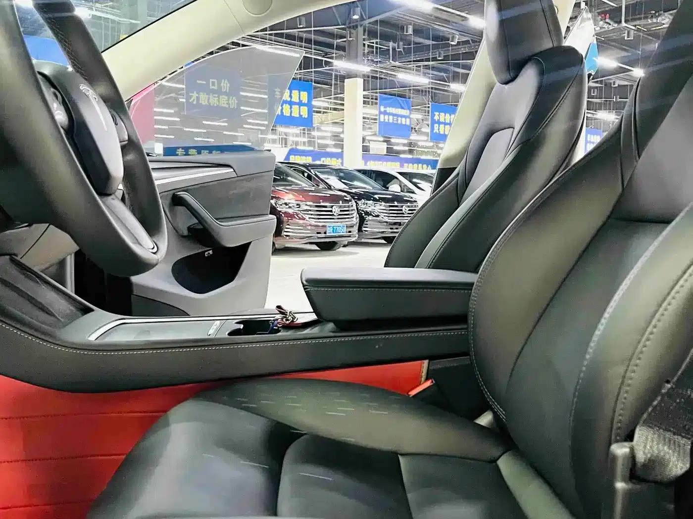 Model Y 2022 Long Range All-Wheel Drive — миниатюра 6