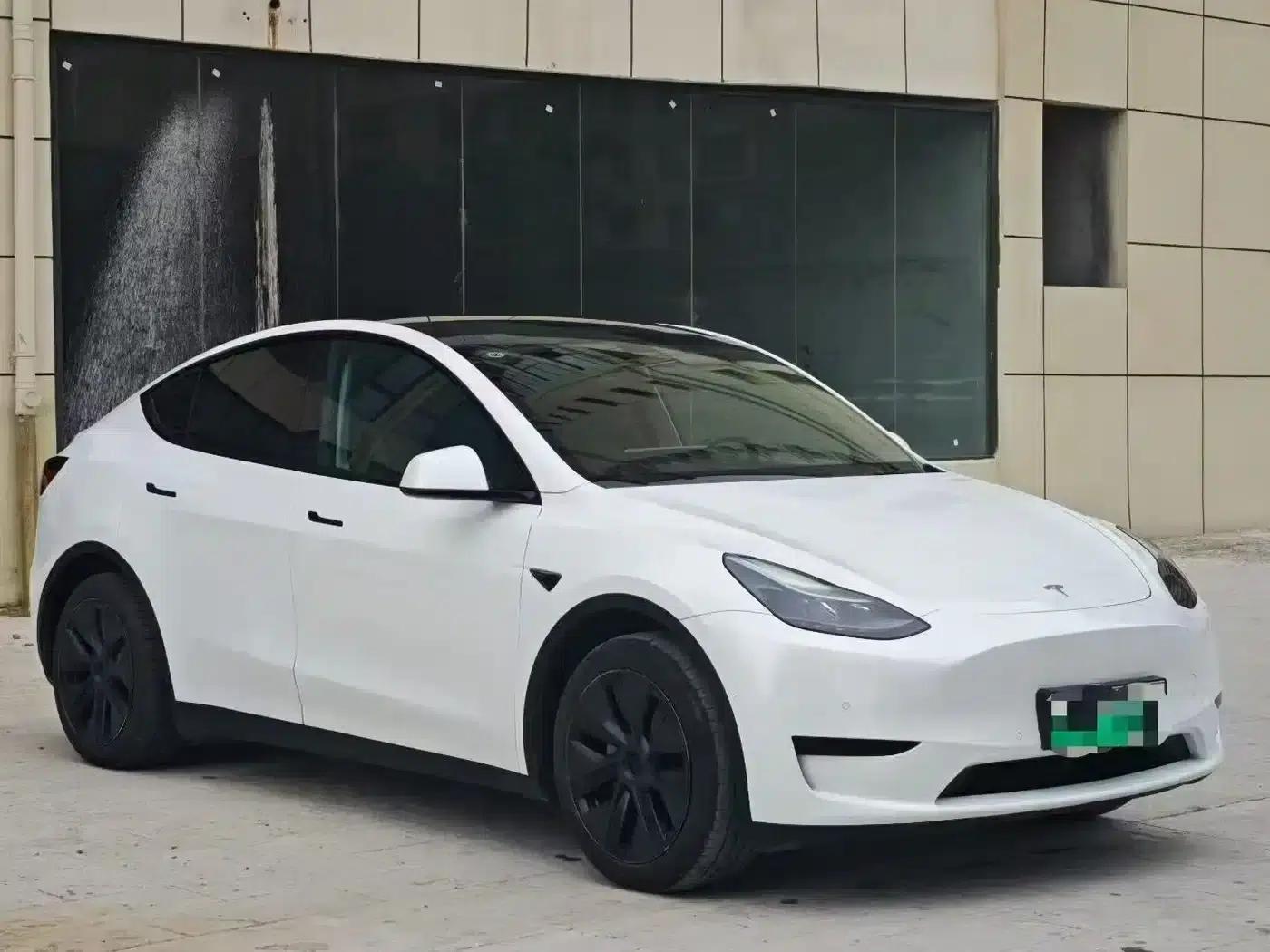 Model Y 2022 Facelift Rear-Wheel Drive Version — миниатюра 3