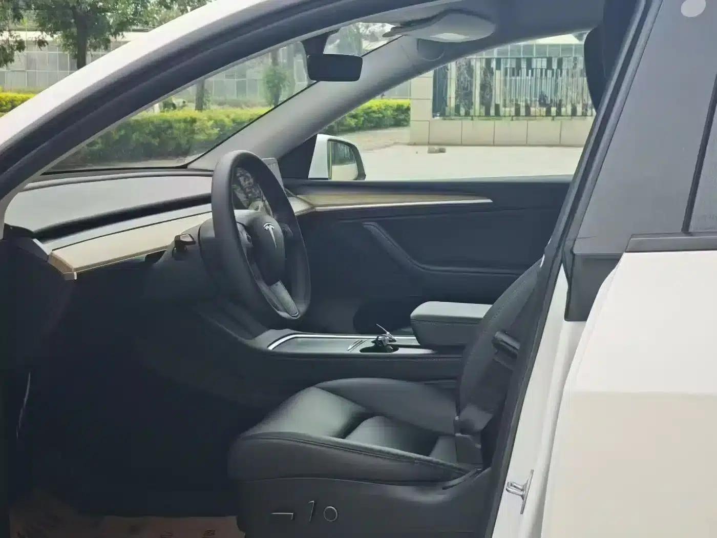 Model Y 2022 Facelift Rear-Wheel Drive Version — миниатюра 5