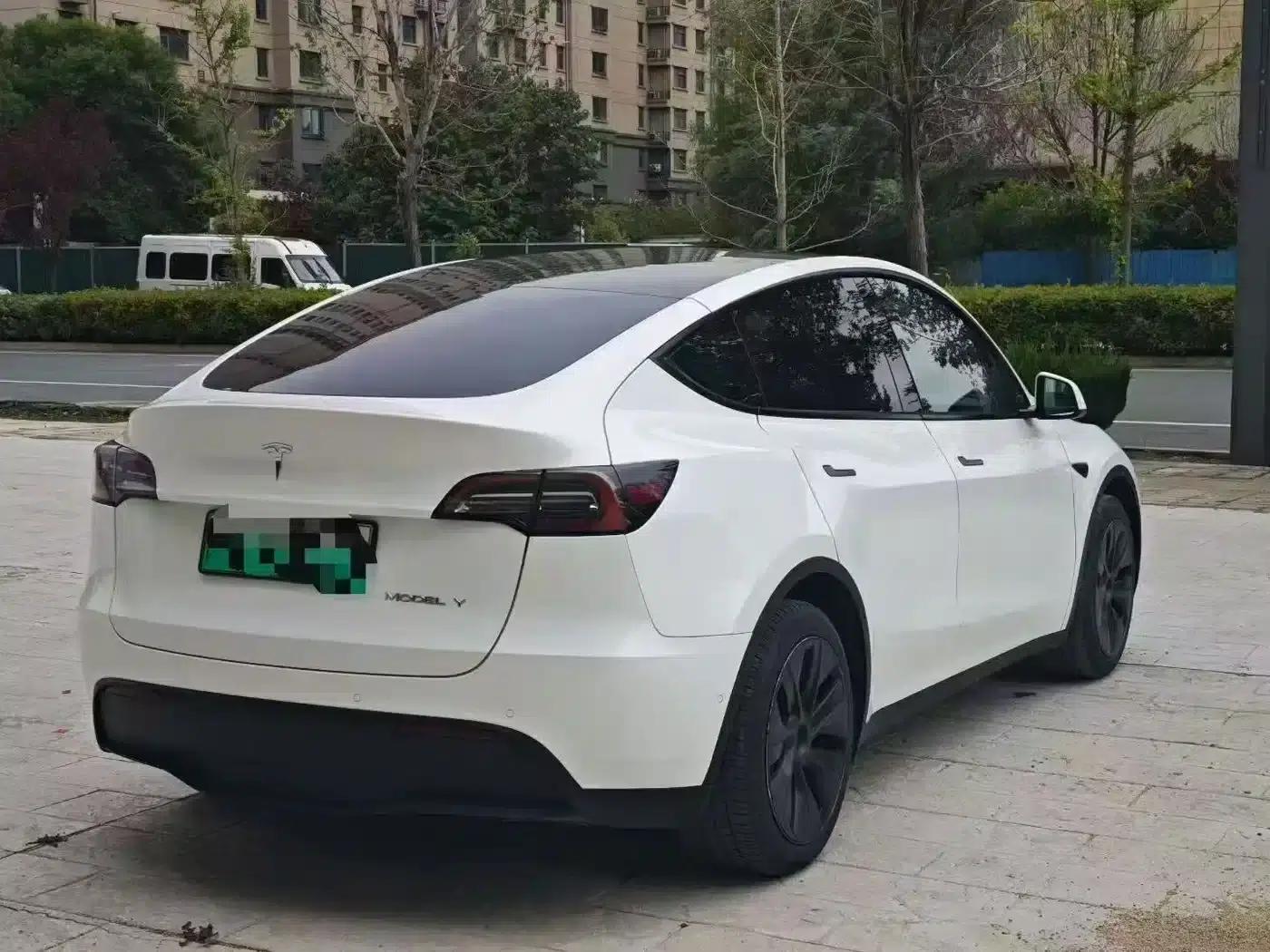 Model Y 2022 Facelift Rear-Wheel Drive Version — миниатюра 8