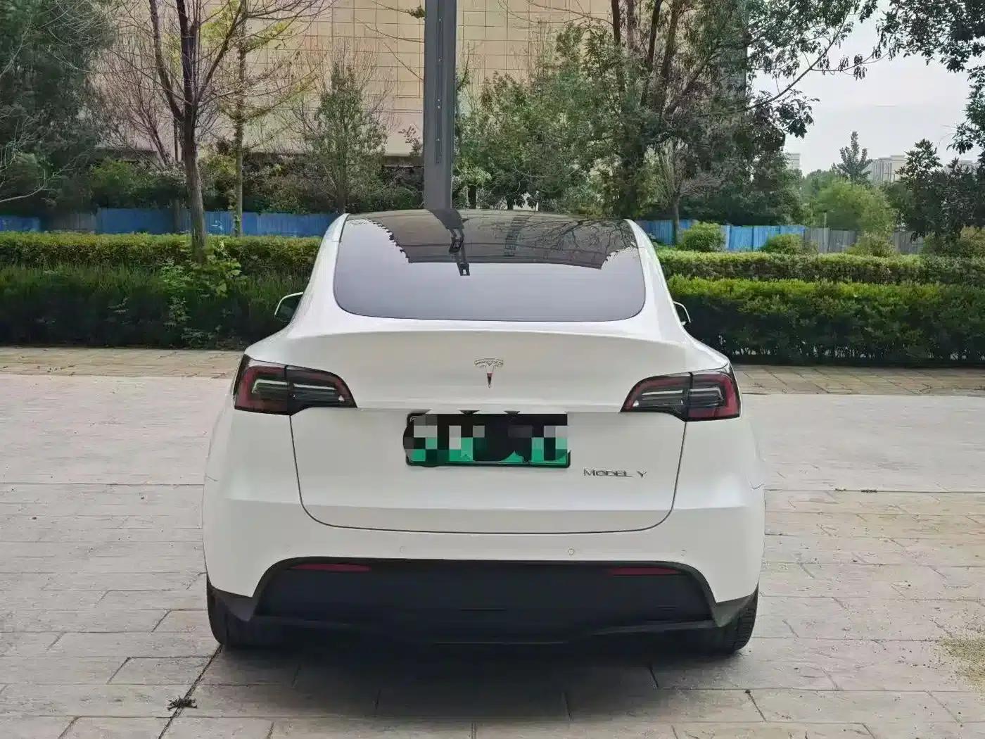 Model Y 2022 Facelift Rear-Wheel Drive Version — миниатюра 9