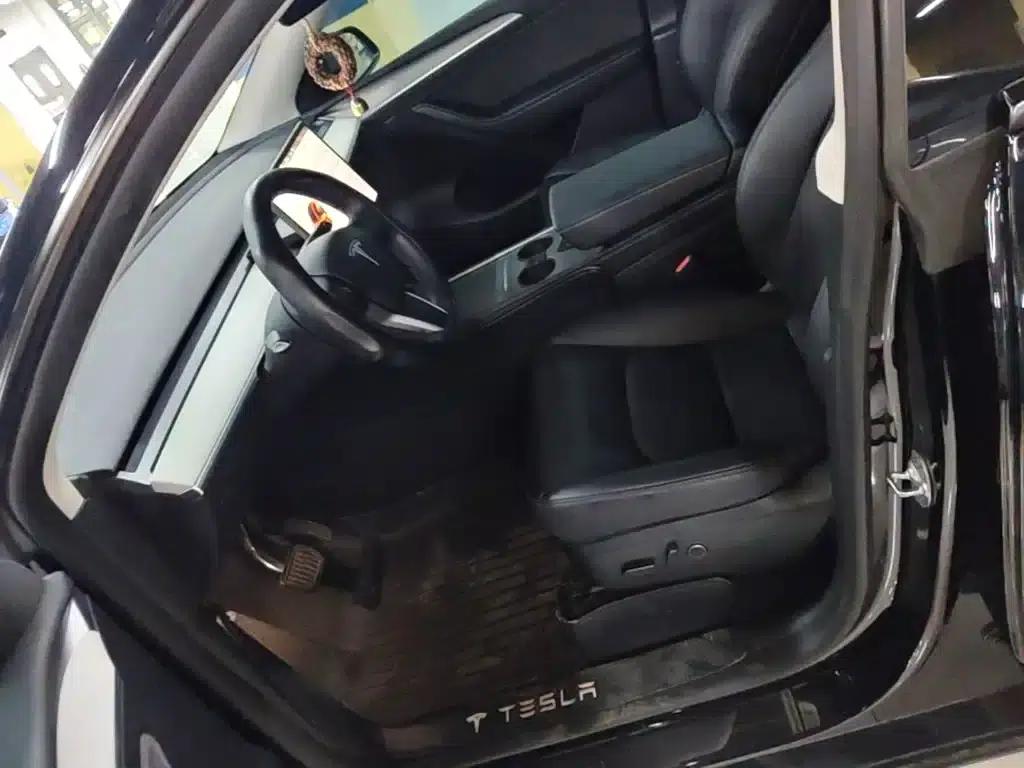 Model Y 2023 Long Range All-Wheel Drive — миниатюра 15