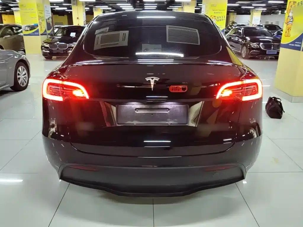 Model Y 2023 Long Range All-Wheel Drive — миниатюра 6