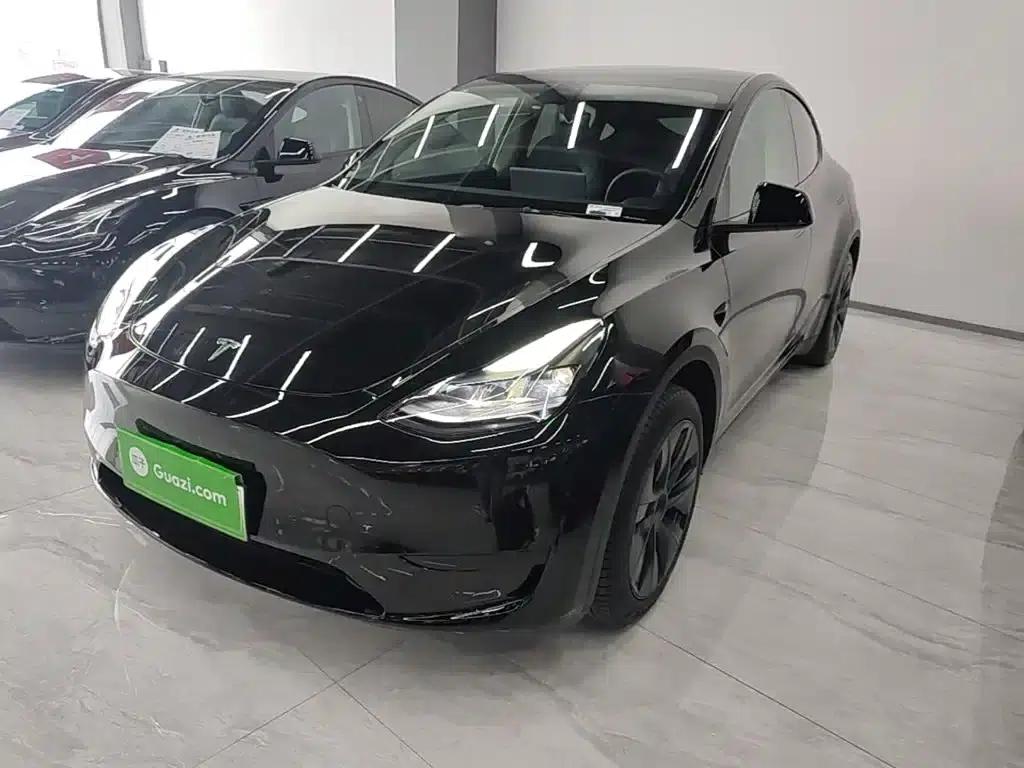 Model Y 2023 Rear-Wheel Drive — миниатюра 1