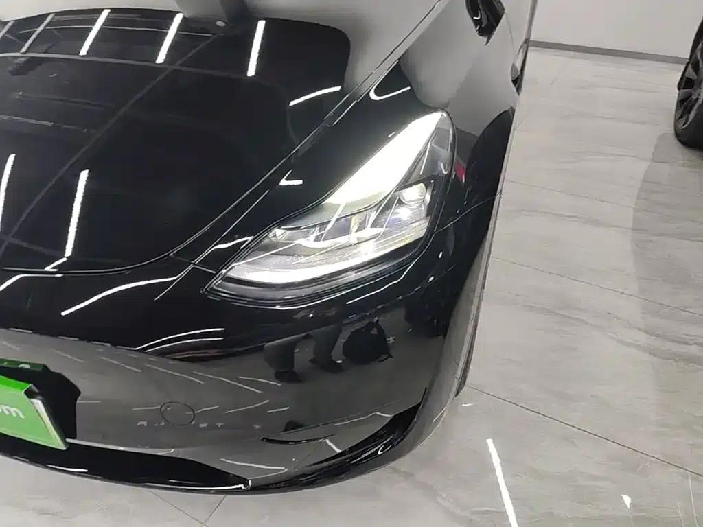 Model Y 2023 Rear-Wheel Drive — миниатюра 24
