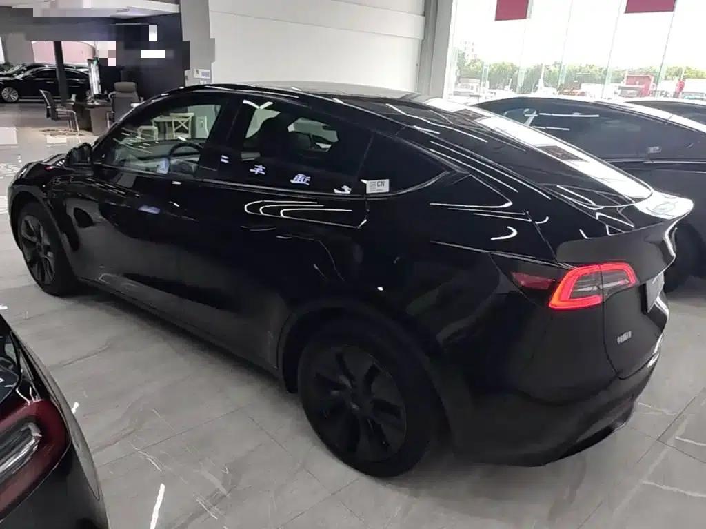Model Y 2023 Rear-Wheel Drive — миниатюра 5