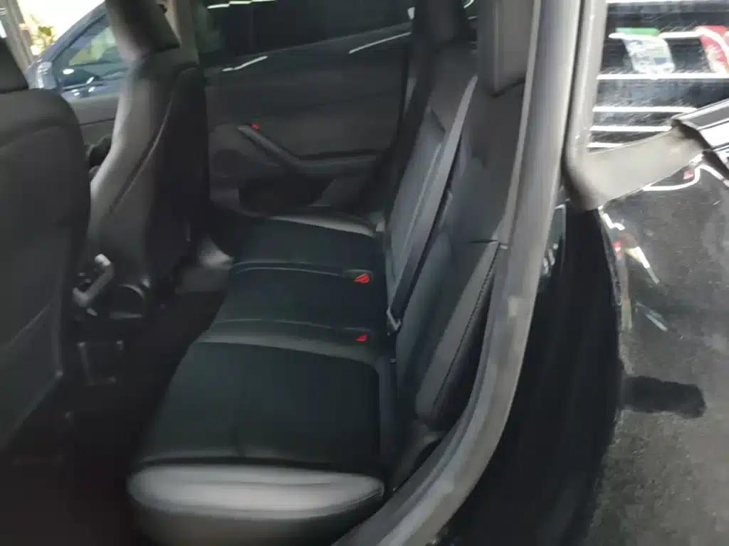Model Y 2023 Rear-Wheel Drive — миниатюра 17