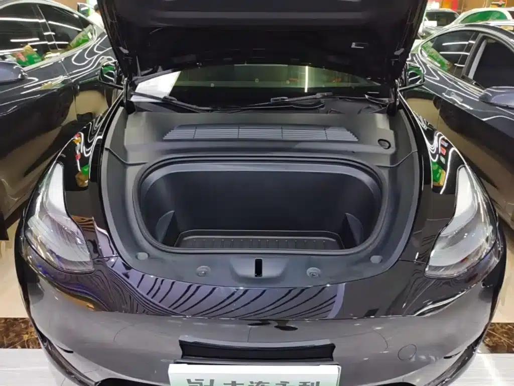 Model Y 2023 Rear-Wheel Drive — миниатюра 20