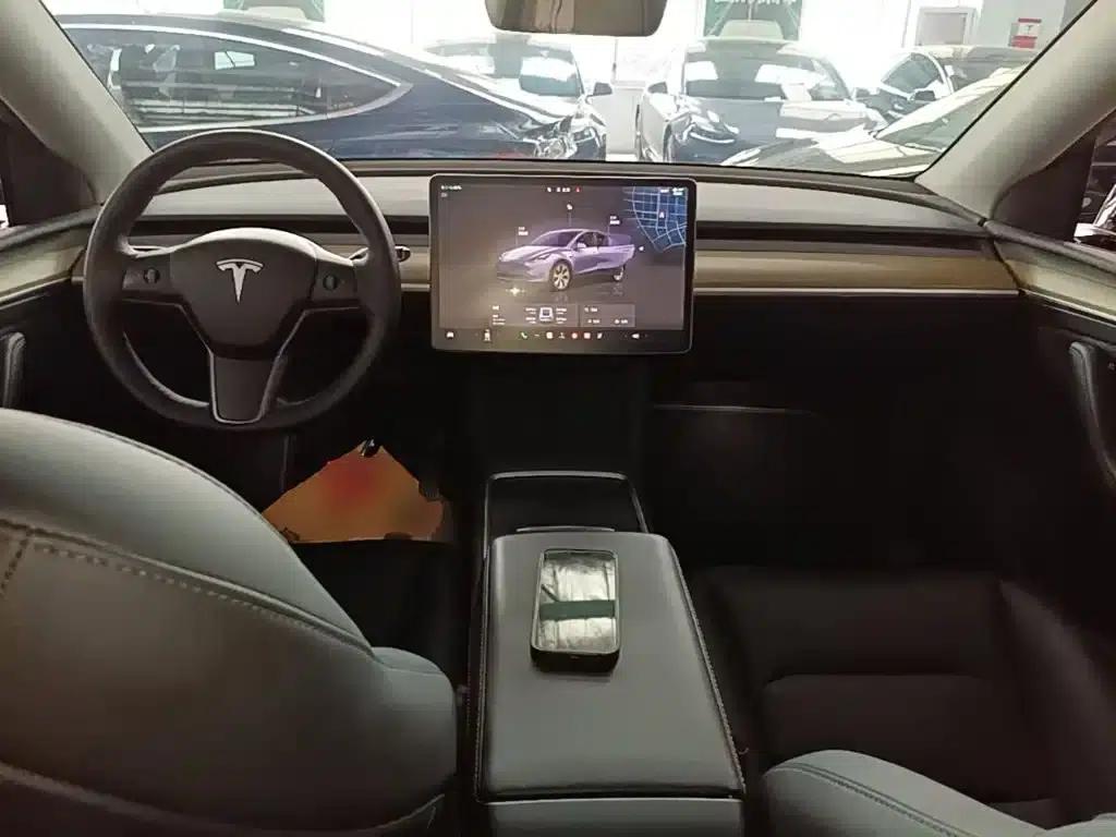 Model Y 2022 Facelift Rear-Wheel Drive Version — миниатюра 10