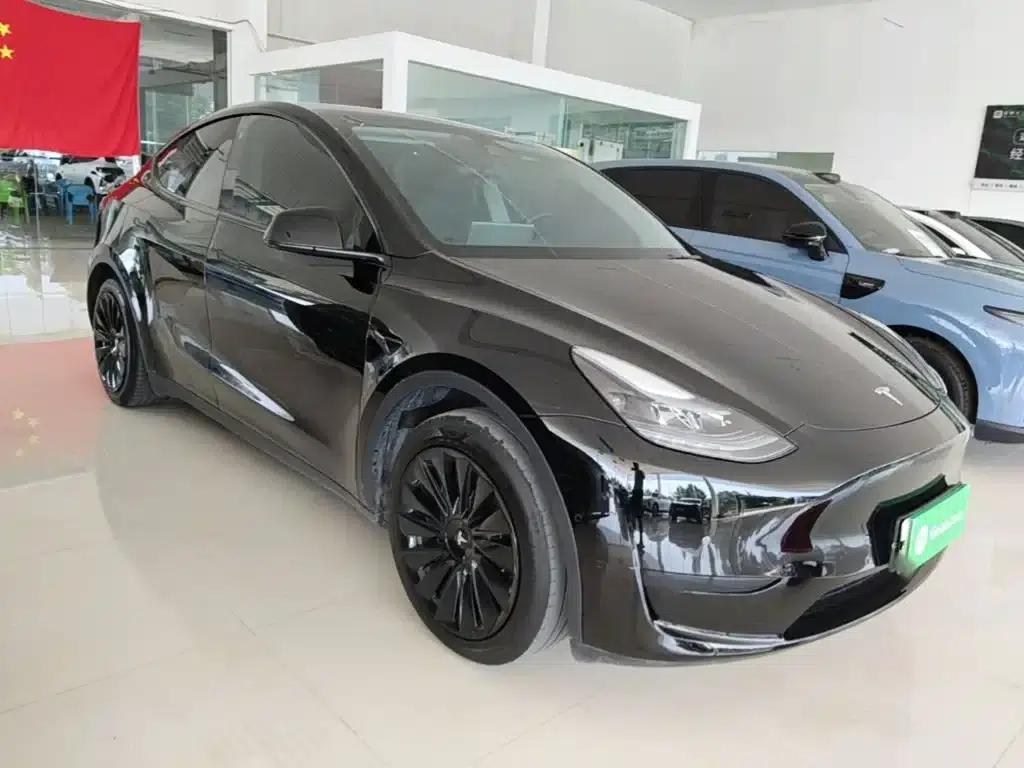 Model Y 2023 Rear-Wheel Drive — миниатюра 4