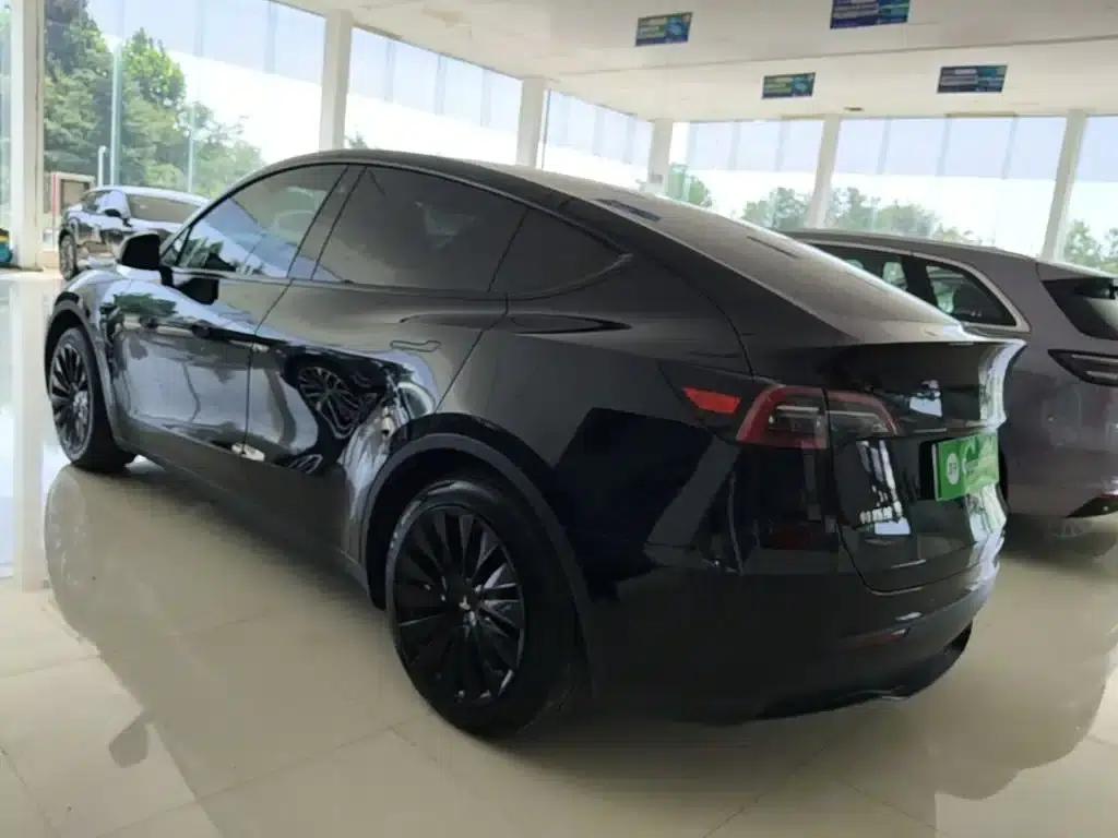 Model Y 2023 Rear-Wheel Drive — миниатюра 5
