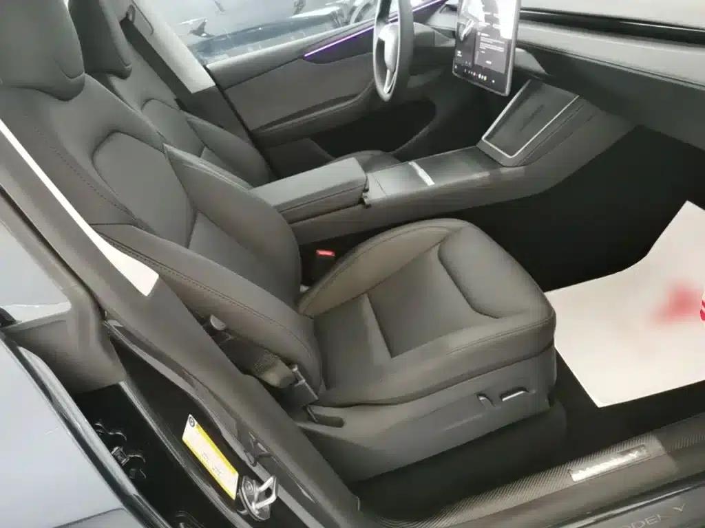 Model Y 2025 Rear-Wheel Drive — миниатюра 25