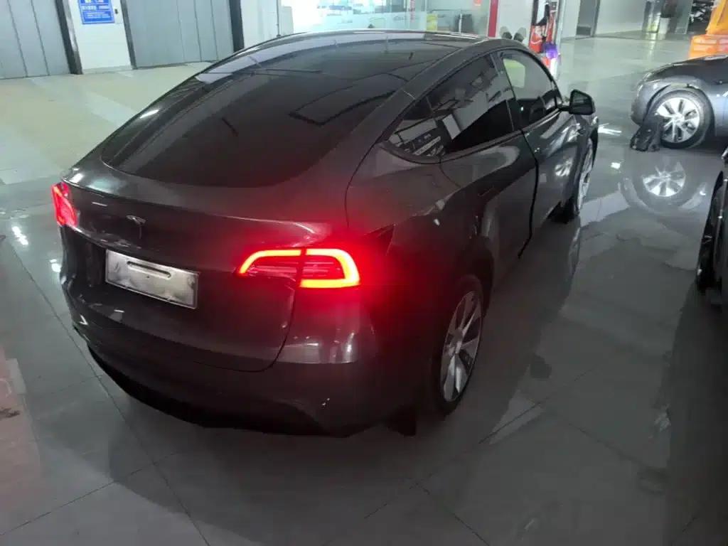 Model Y 2022 Facelift Rear-Wheel Drive Version — миниатюра 7