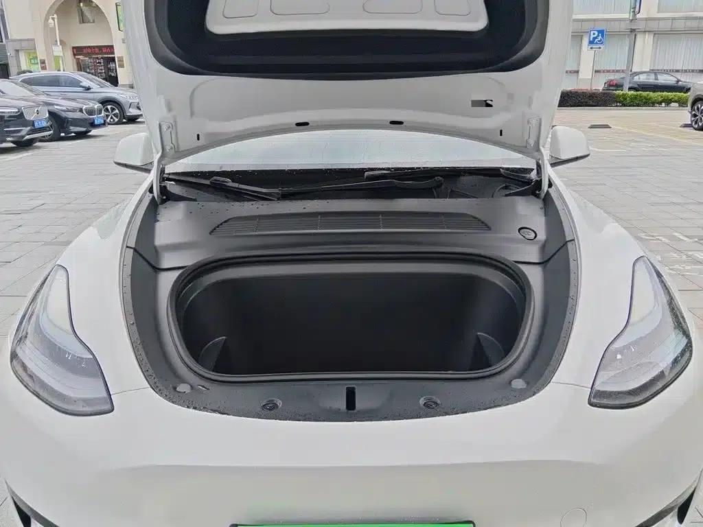 Model Y 2024 Rear-Wheel Drive — миниатюра 11