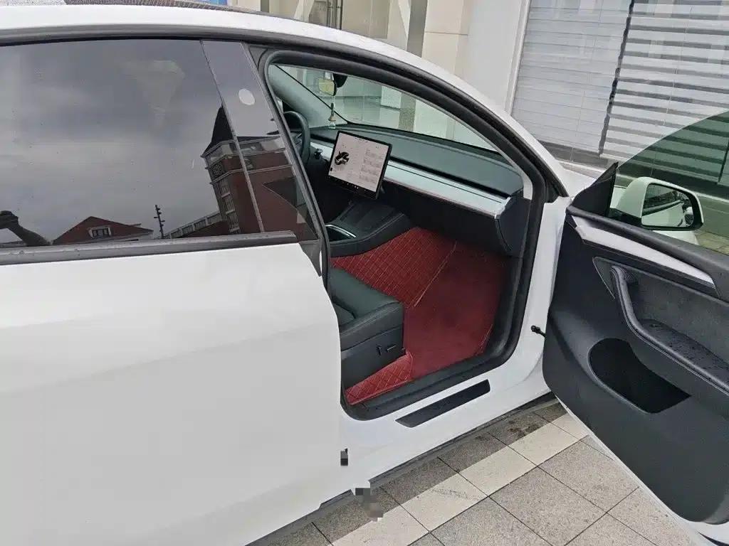 Model Y 2024 Rear-Wheel Drive — миниатюра 20