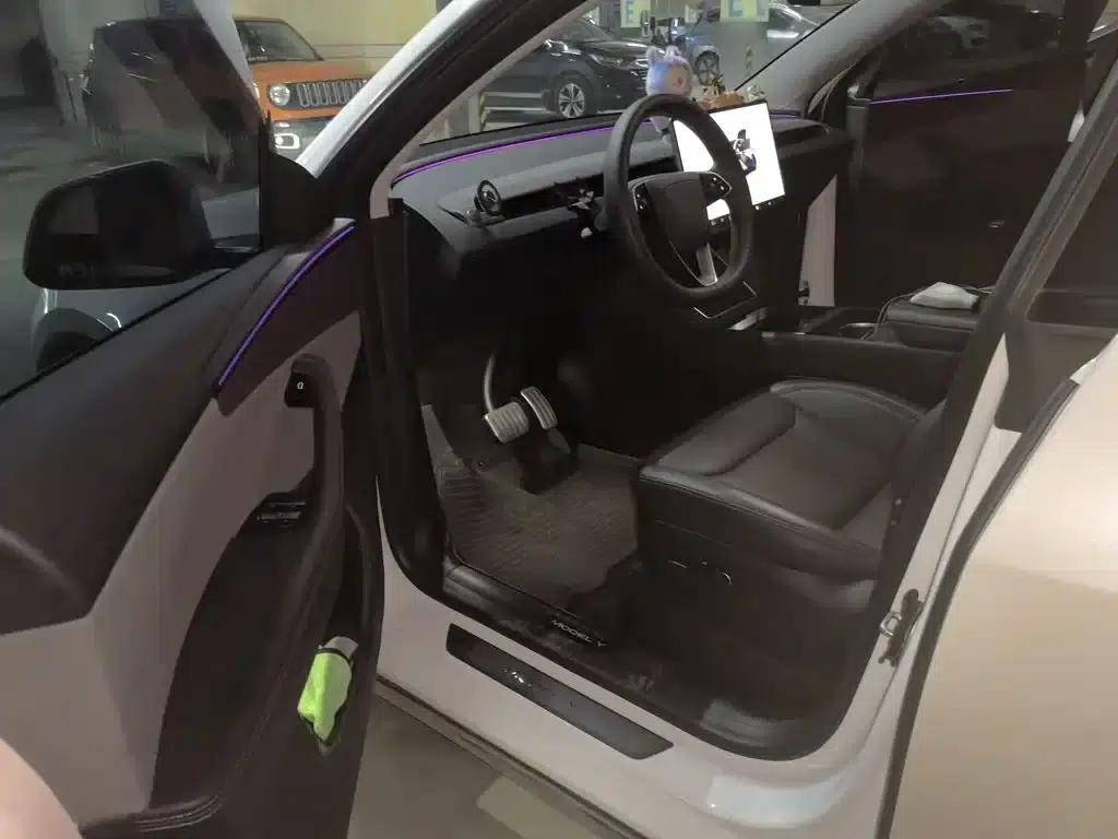 Model Y 2025 Rear-Wheel Drive — миниатюра 14