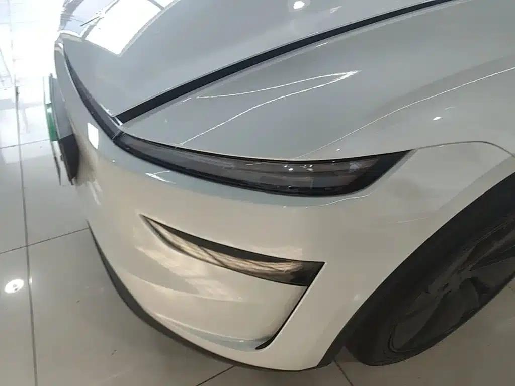Model Y 2025 Rear-Wheel Drive — миниатюра 24