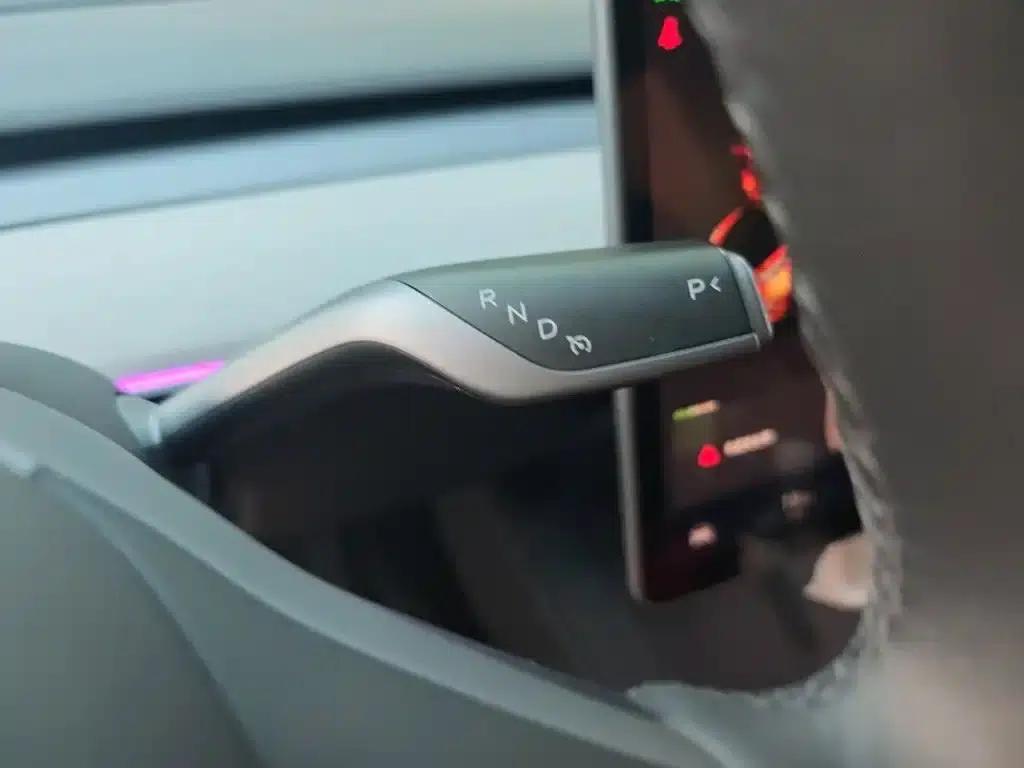 Model Y 2023 Long Range All-Wheel Drive — миниатюра 11