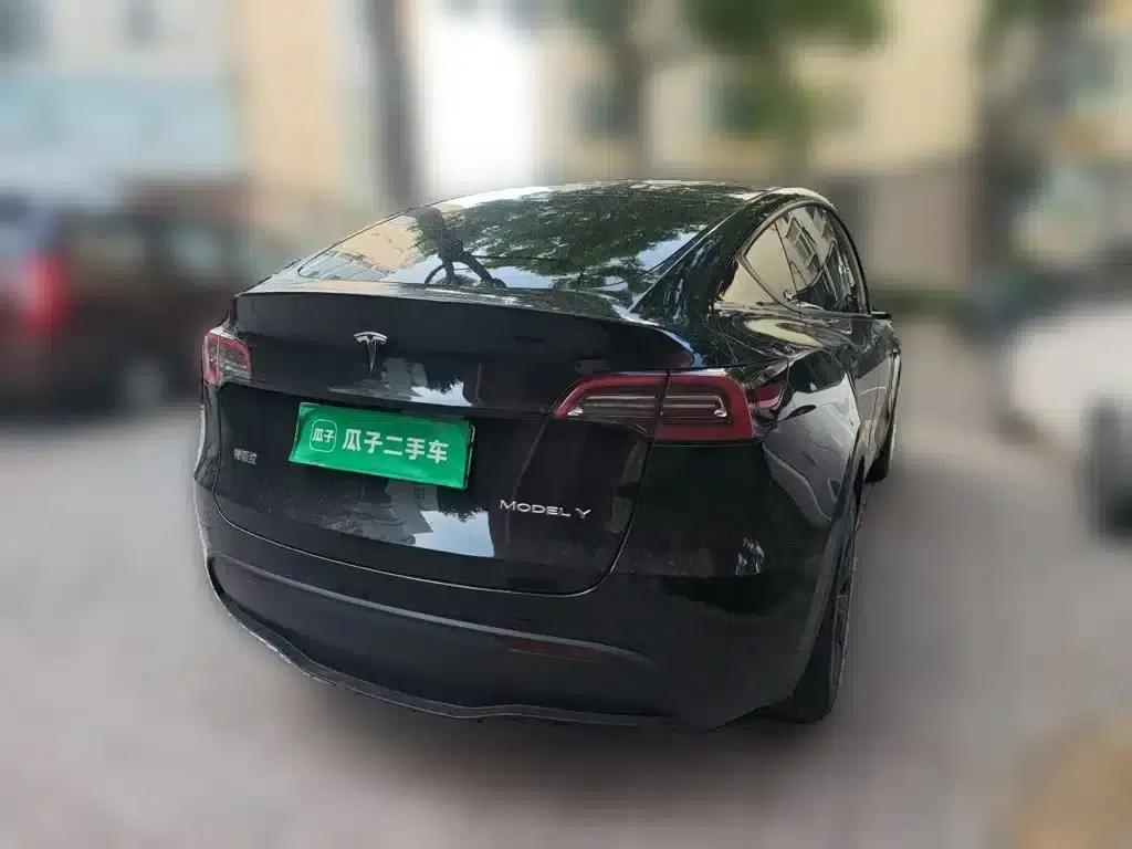 Model Y 2023 Long Range All-Wheel Drive — миниатюра 5