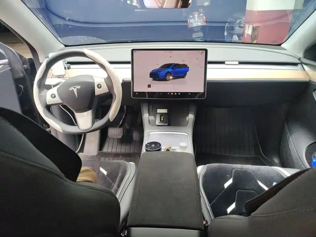 Model Y 2022 Rear-Wheel Drive — миниатюра 13