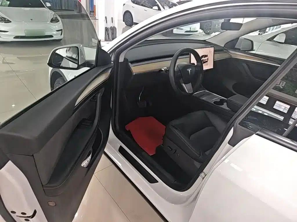 Model Y 2022 Facelift Rear-Wheel Drive Version — миниатюра 16
