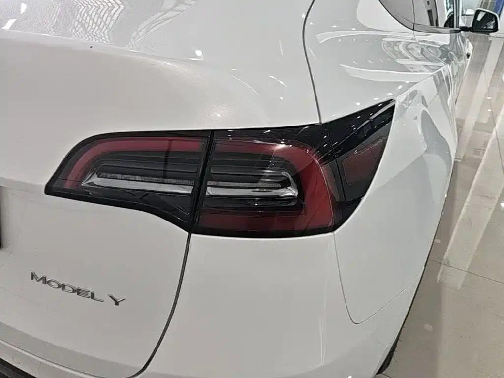 Model Y 2022 Facelift Rear-Wheel Drive Version — миниатюра 8