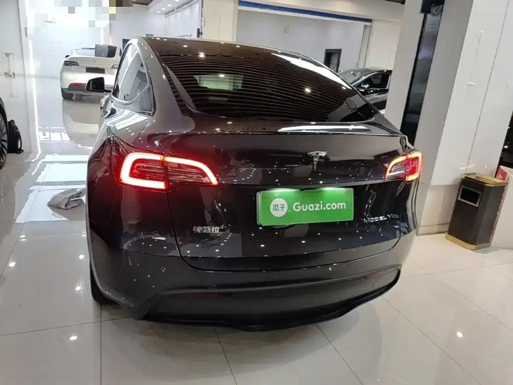 Model Y 2024 Rear-Wheel Drive — миниатюра 6