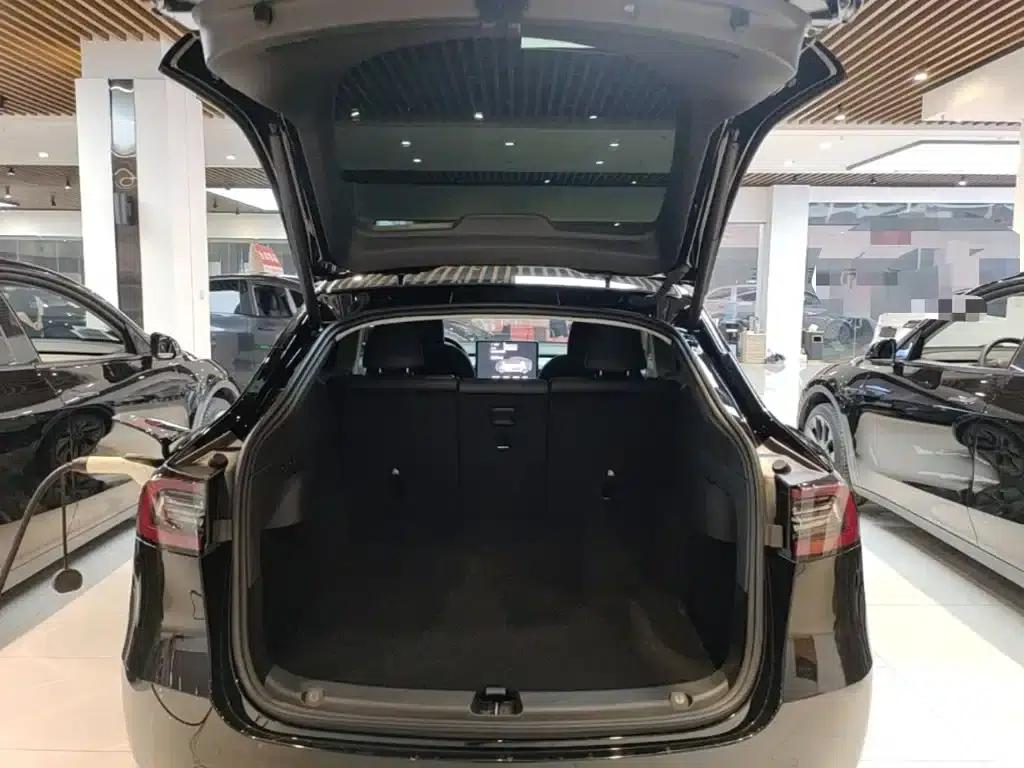 Model Y 2023 Rear-Wheel Drive — миниатюра 19