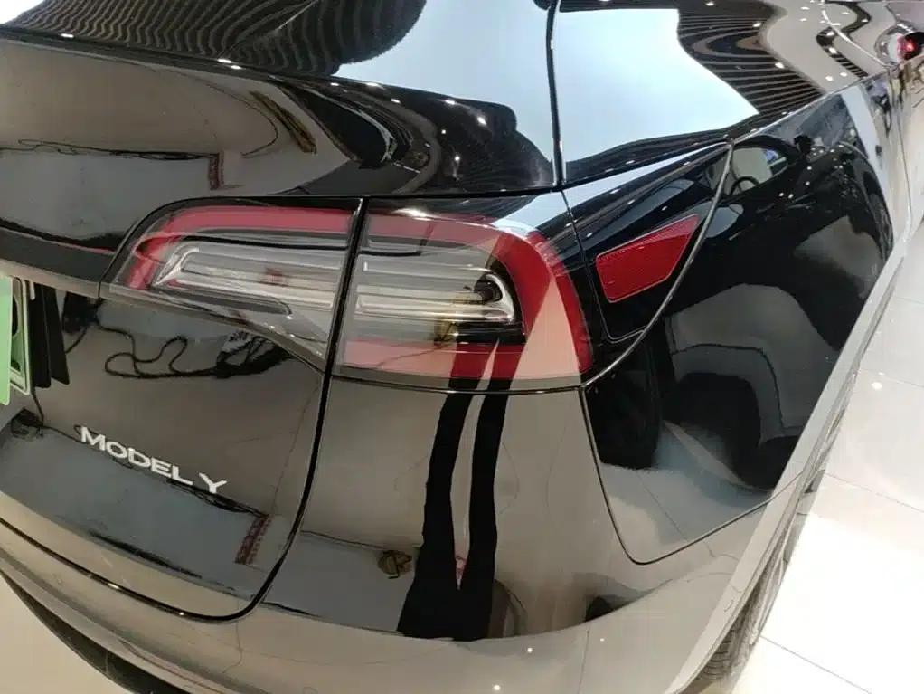Model Y 2023 Rear-Wheel Drive — миниатюра 8