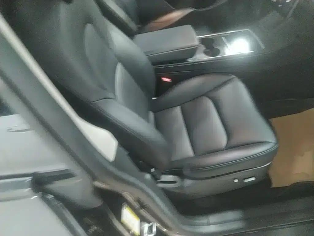 Model Y 2022 Rear-Wheel Drive — миниатюра 25