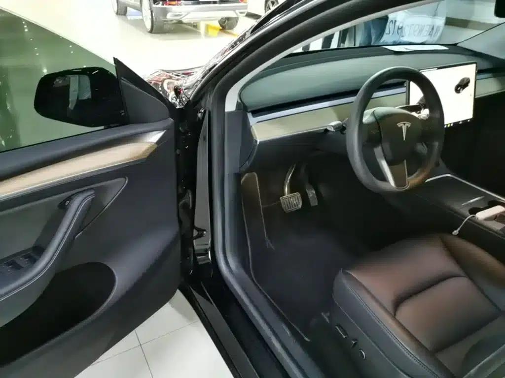 Model Y 2022 Facelift Rear-Wheel Drive Version — миниатюра 16