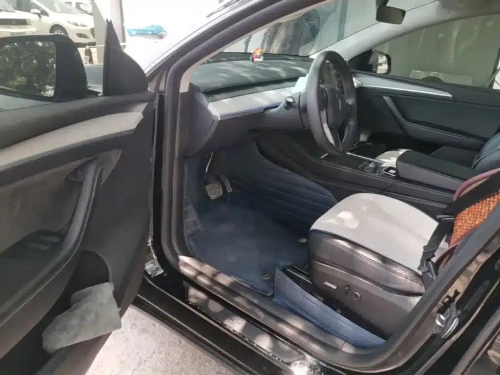Model Y 2023 Rear-Wheel Drive — миниатюра 16