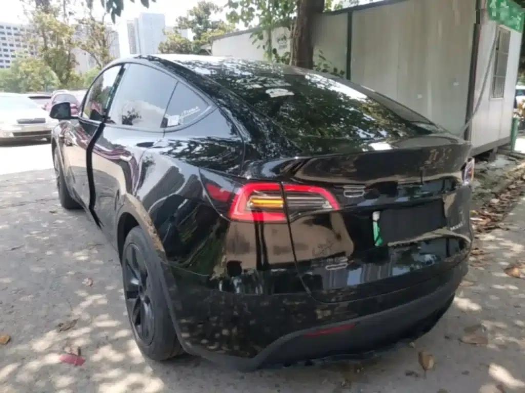 Model Y 2023 Rear-Wheel Drive — миниатюра 5