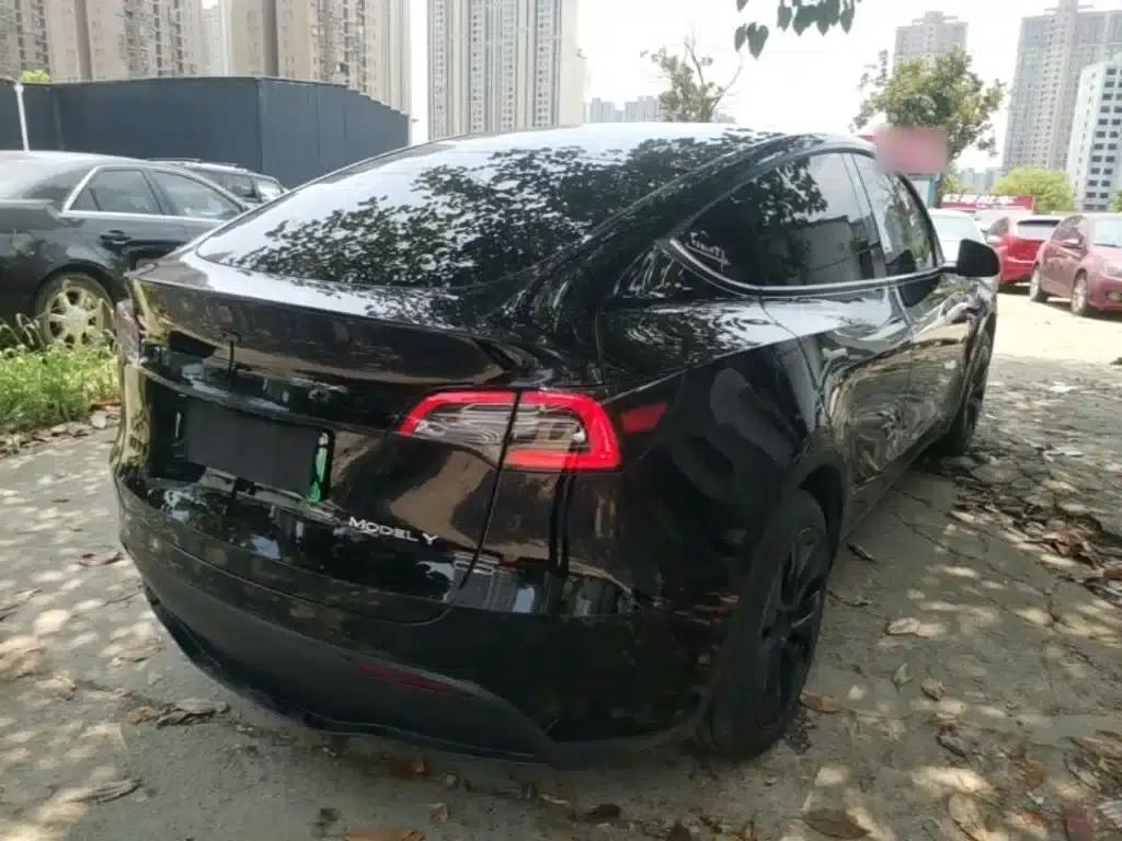 Model Y 2023 Rear-Wheel Drive — миниатюра 7