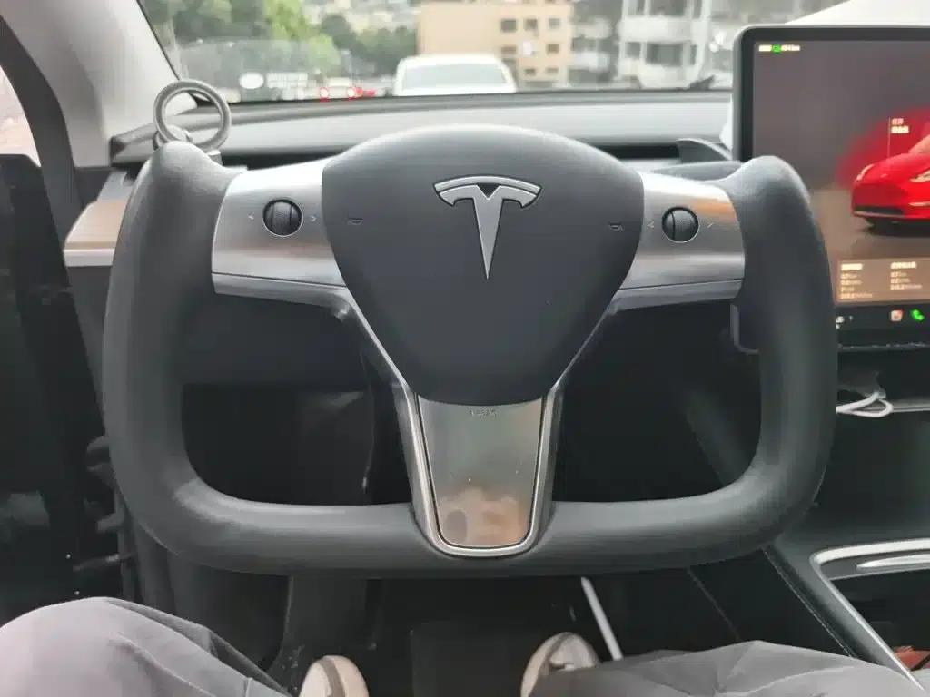 Model Y 2022 Facelift Rear-Wheel Drive Version — миниатюра 3