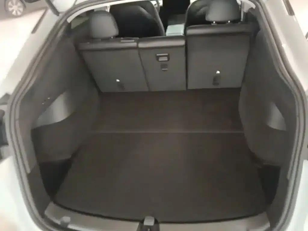 Model Y 2022 Rear-Wheel Drive — миниатюра 19