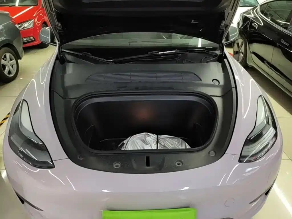 Model Y 2024 Rear-Wheel Drive — миниатюра 20