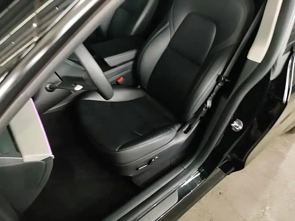 Model Y 2023 Rear-Wheel Drive — миниатюра 15