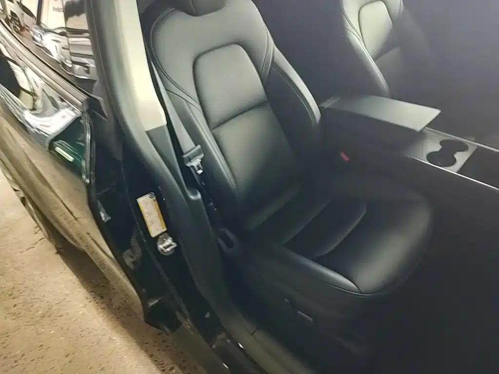 Model Y 2023 Rear-Wheel Drive — миниатюра 25