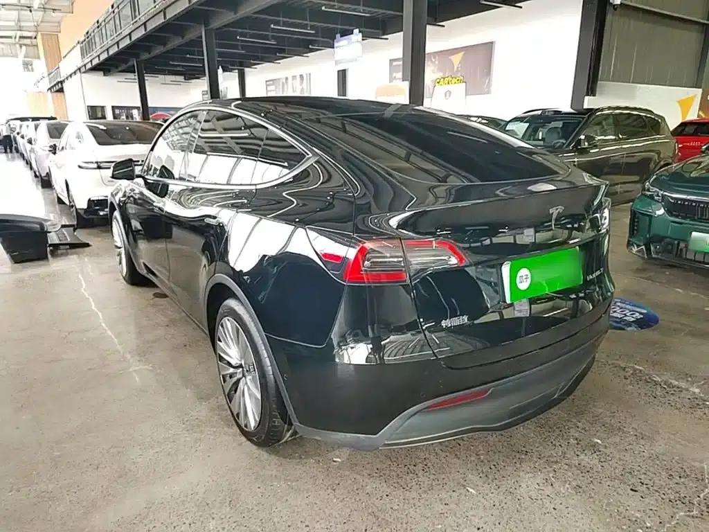 Model Y 2023 Rear-Wheel Drive — миниатюра 5