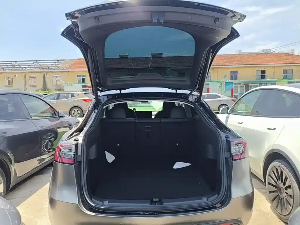 Model Y 2022 Facelift Rear-Wheel Drive Version — миниатюра 19