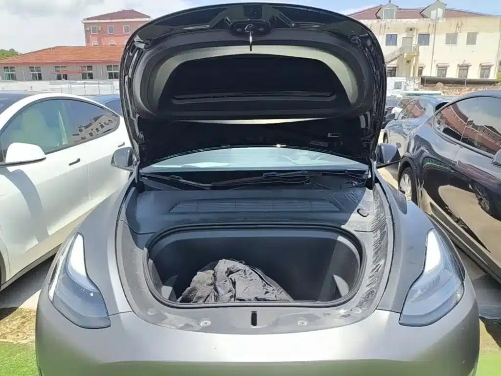 Model Y 2022 Facelift Rear-Wheel Drive Version — миниатюра 20