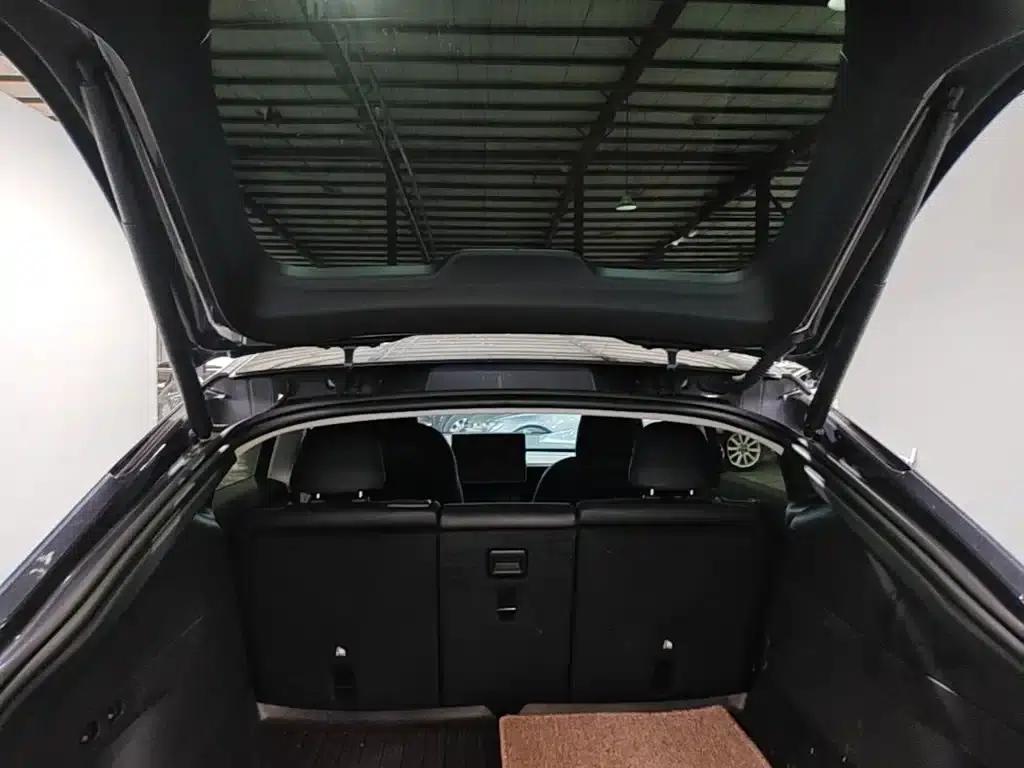 Model Y 2023 Long Range All-Wheel Drive — миниатюра 15
