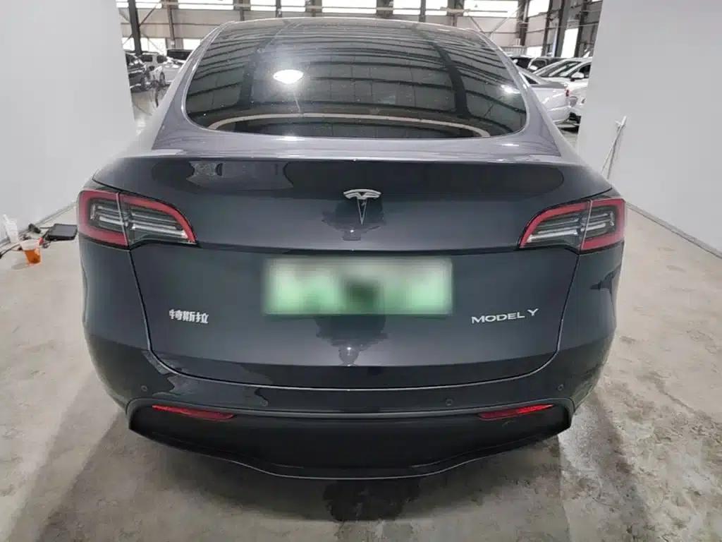 Model Y 2023 Long Range All-Wheel Drive — миниатюра 4