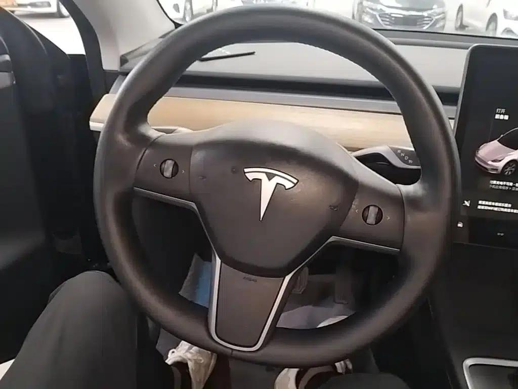 Model Y 2022 Facelift Rear-Wheel Drive Version — миниатюра 11