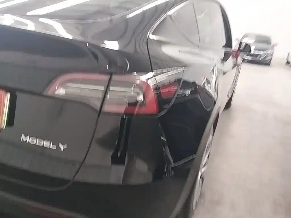 Model Y 2022 Facelift Rear-Wheel Drive Version — миниатюра 8