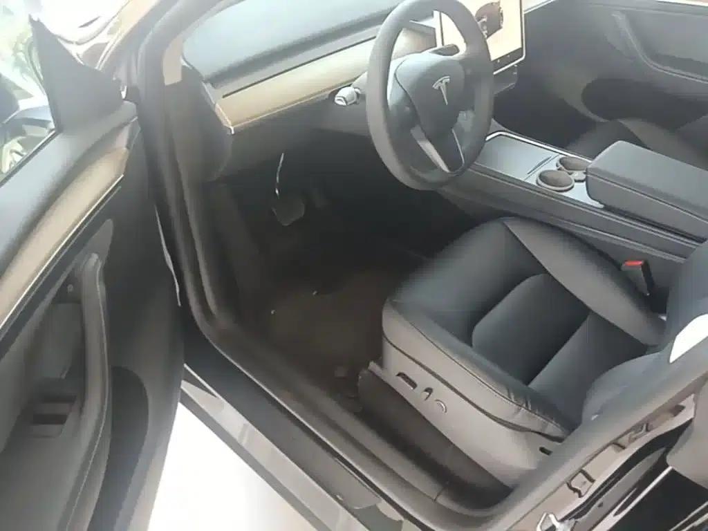 Model Y 2022 Facelift Rear-Wheel Drive Version — миниатюра 16