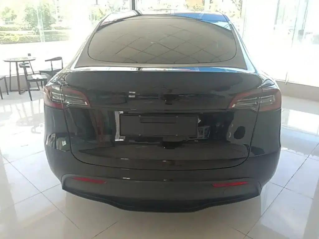 Model Y 2022 Facelift Rear-Wheel Drive Version — миниатюра 6